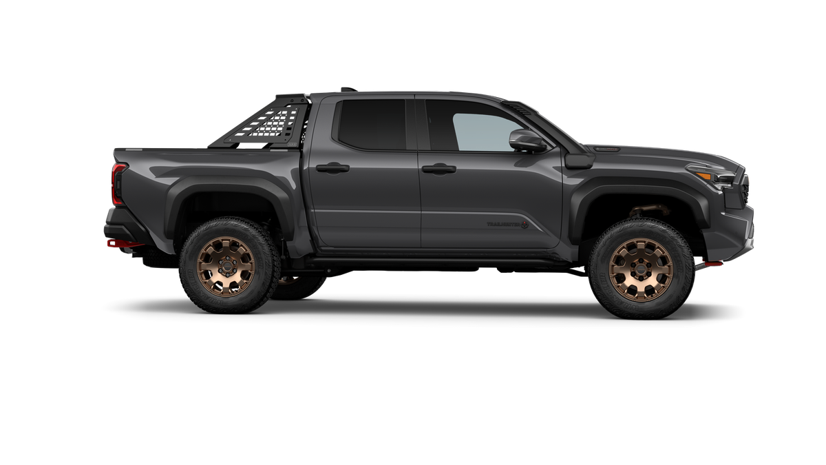 2026 Toyota Tacoma i-FORCE MAX Tacoma Trailhunter
