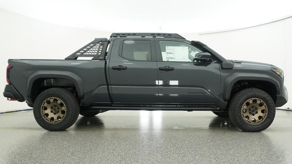 2026 Toyota Tacoma i-FORCE MAX Tacoma Trailhunter