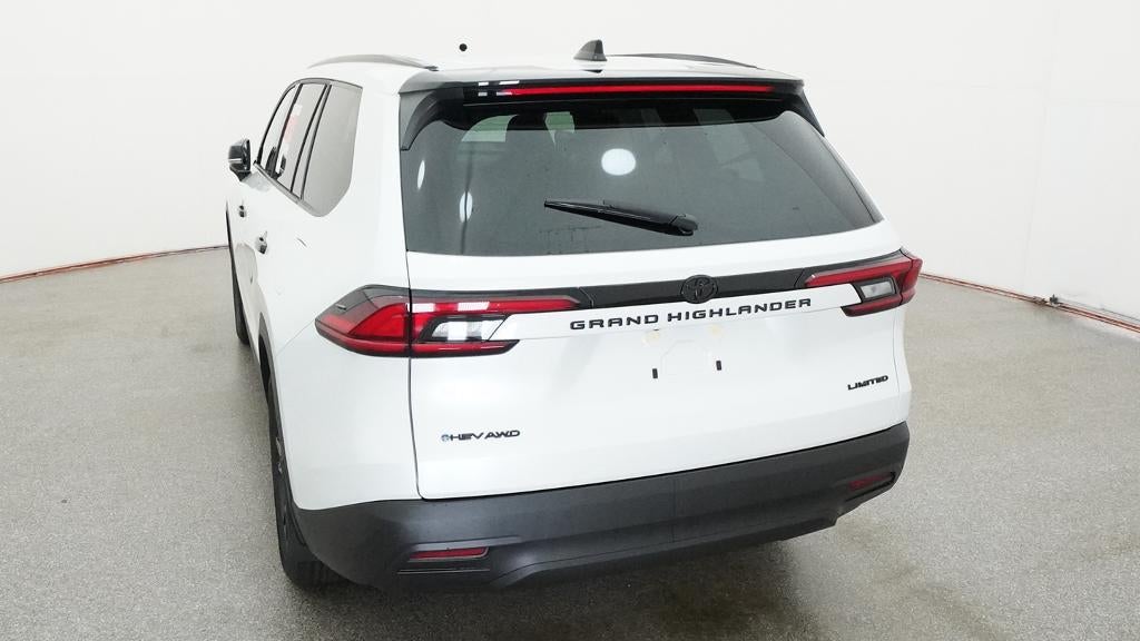 2026 Toyota Grand Highlander Hybrid Nightshade