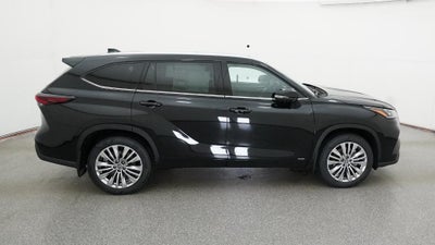2026 Toyota Highlander Hybrid Platinum