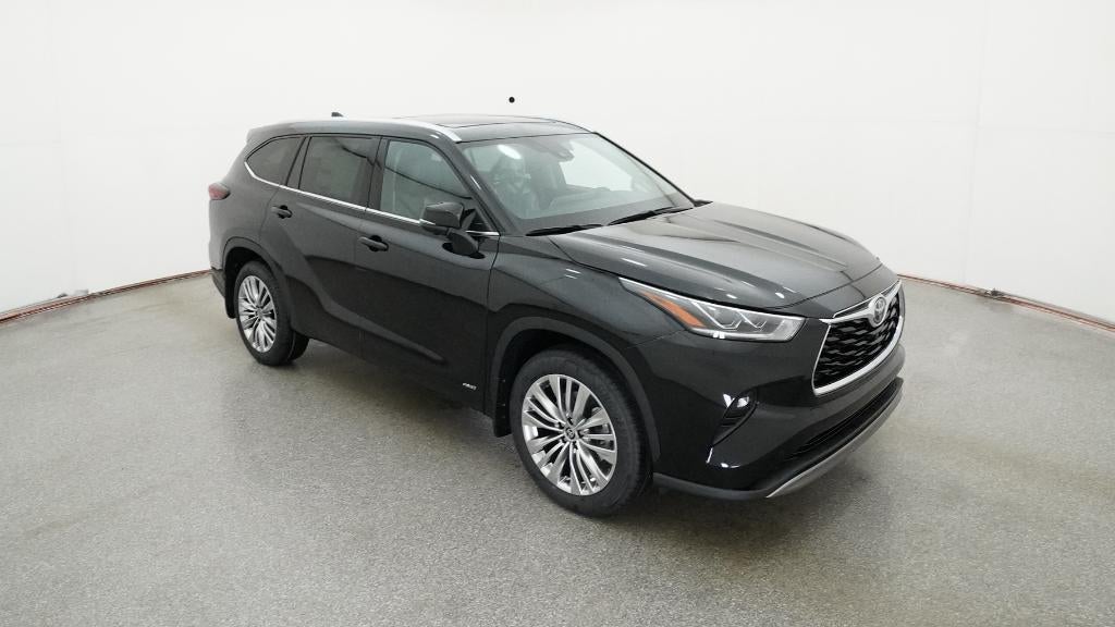 2026 Toyota Highlander Hybrid Platinum