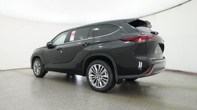 2026 Toyota Highlander Hybrid Platinum