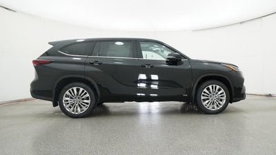 2026 Toyota Highlander Hybrid Platinum