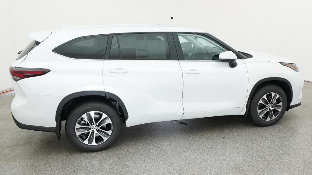 2026 Toyota Highlander Hybrid XLE
