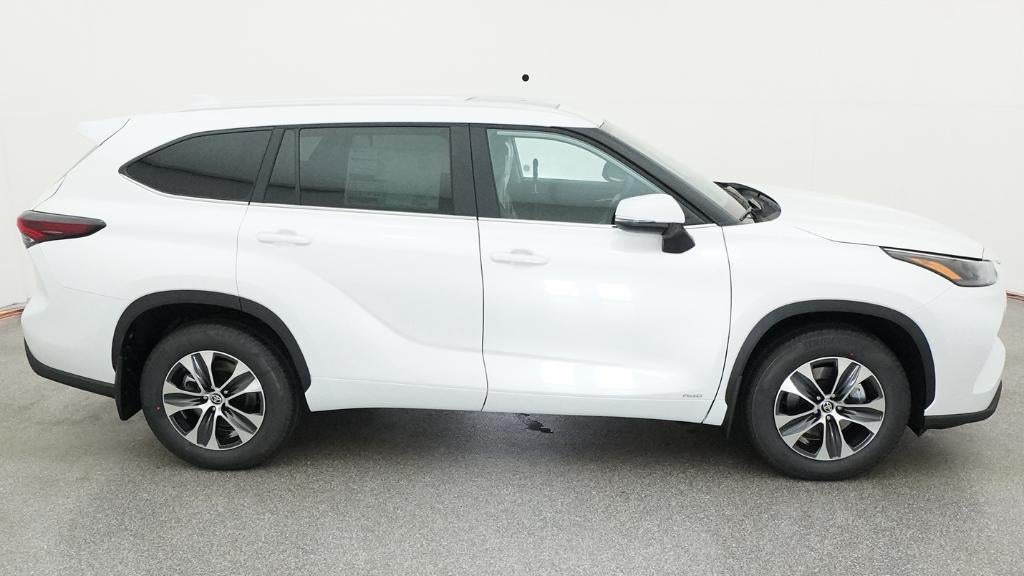 2026 Toyota Highlander Hybrid XLE