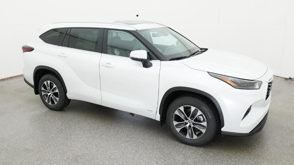 2026 Toyota Highlander Hybrid XLE
