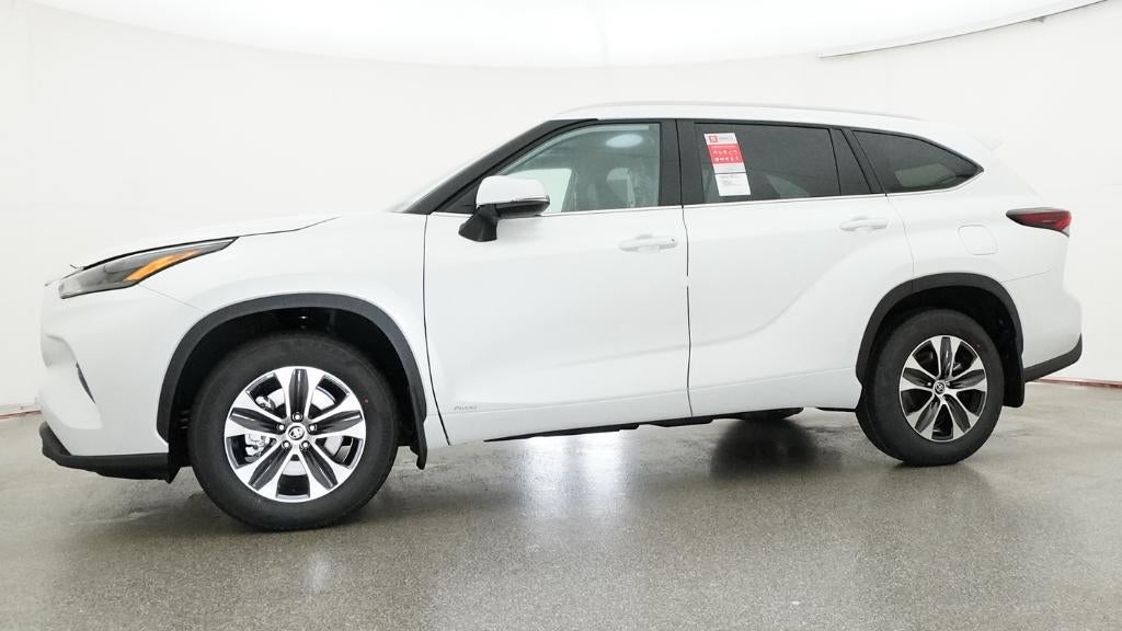 2026 Toyota Highlander Hybrid XLE