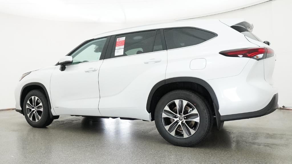 2026 Toyota Highlander Hybrid XLE