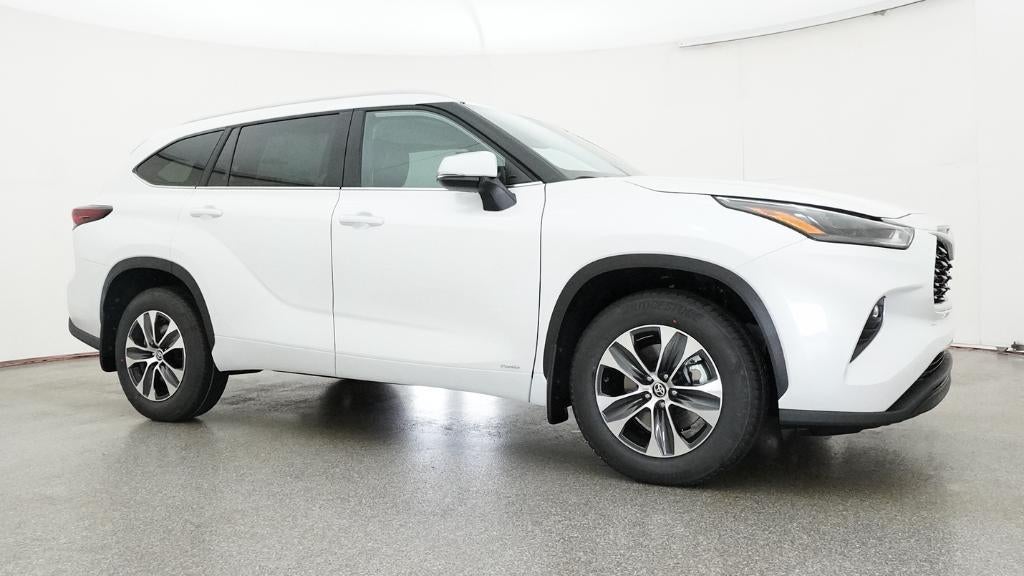 2026 Toyota Highlander Hybrid XLE