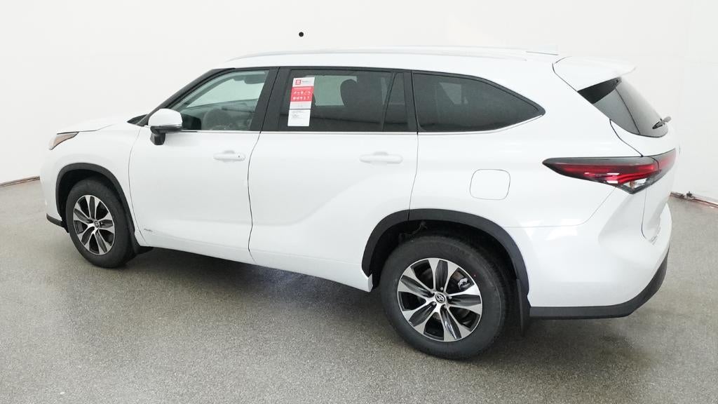 2026 Toyota Highlander Hybrid XLE