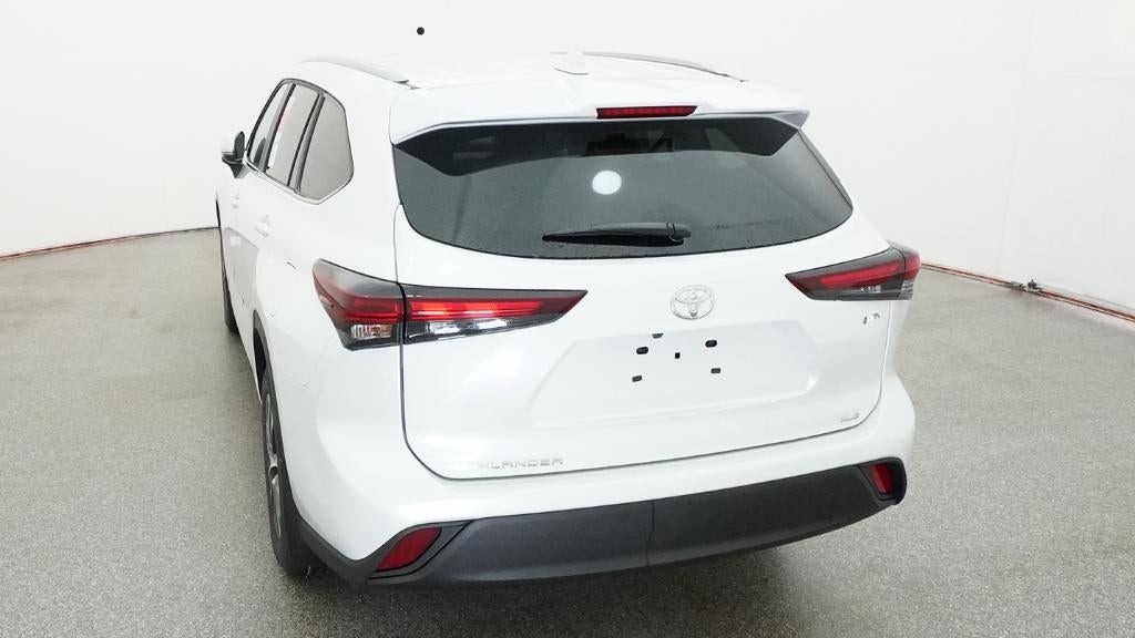 2026 Toyota Highlander Hybrid XLE