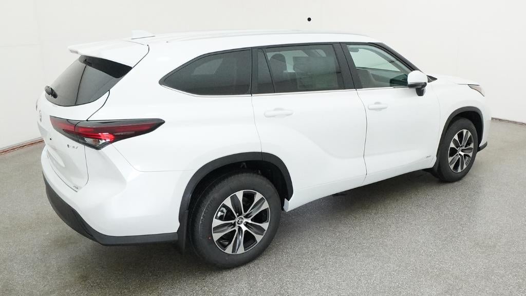 2026 Toyota Highlander Hybrid XLE