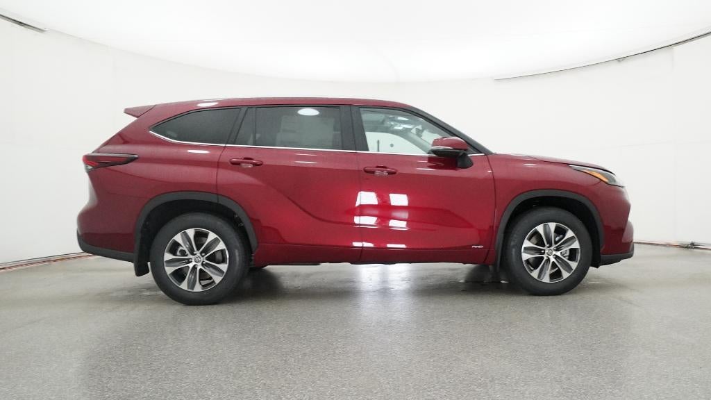 2026 Toyota Highlander Hybrid XLE