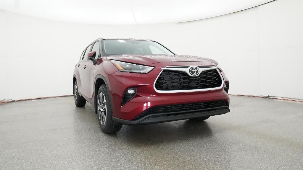 2026 Toyota Highlander Hybrid XLE