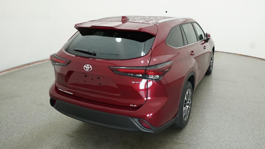 2026 Toyota Highlander Hybrid XLE