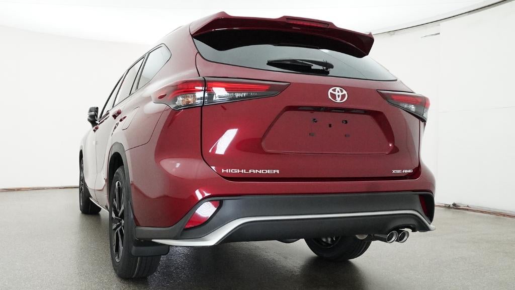 2026 Toyota Highlander XSE