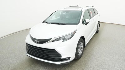 2026 Toyota Sienna XLE