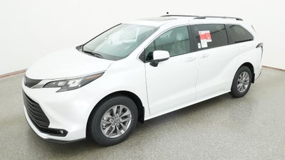 2026 Toyota Sienna XLE
