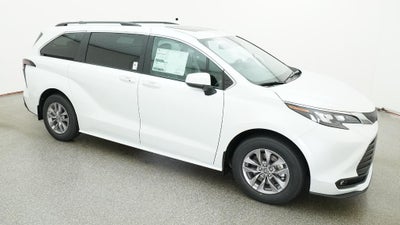 2026 Toyota Sienna XLE
