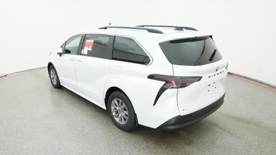 2026 Toyota Sienna XLE