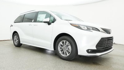 2026 Toyota Sienna XLE