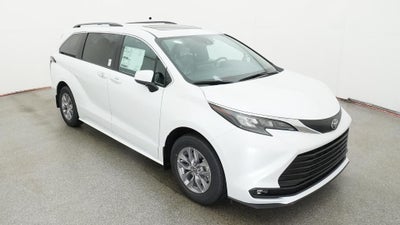 2026 Toyota Sienna XLE