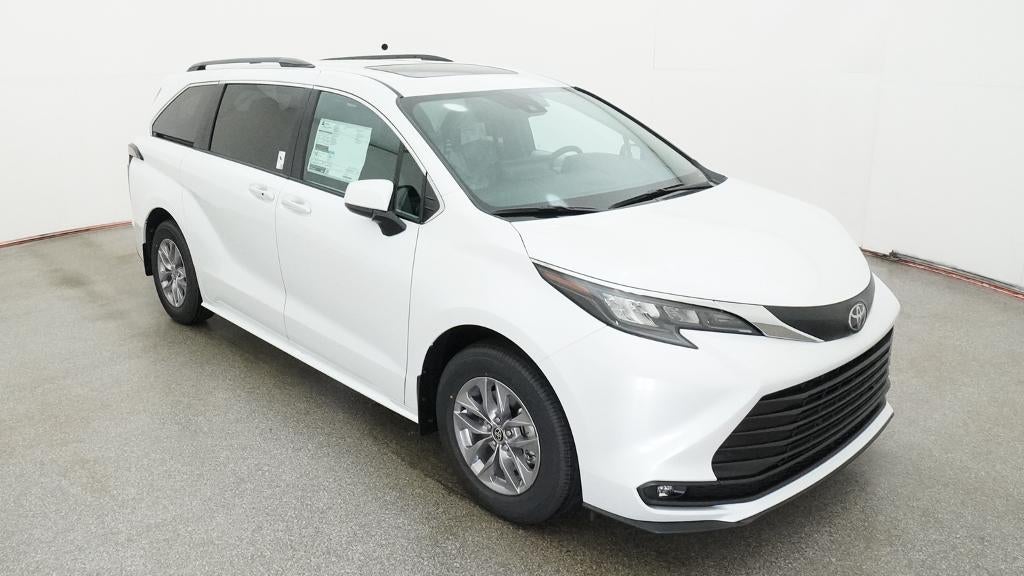 2026 Toyota Sienna XLE