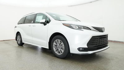 2026 Toyota Sienna XLE