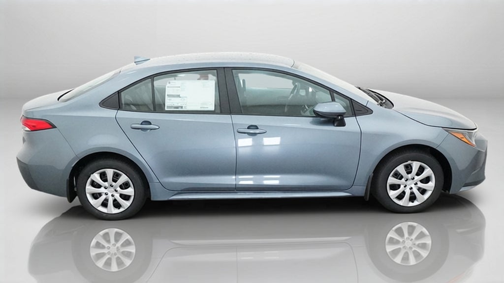 2027 Toyota Corolla LE