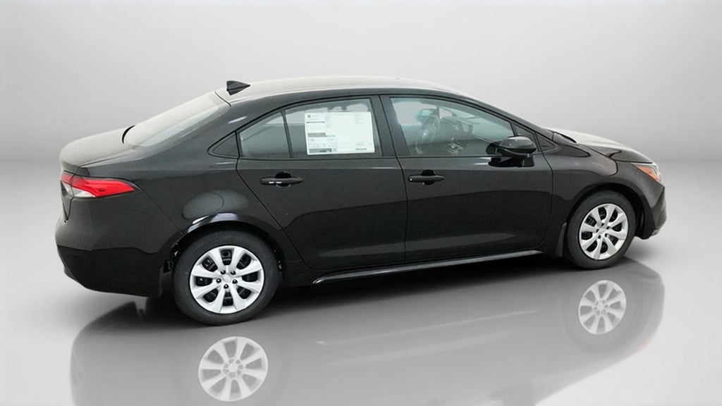 2027 Toyota Corolla LE