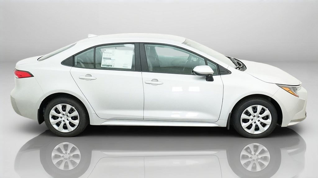 2027 Toyota Corolla LE