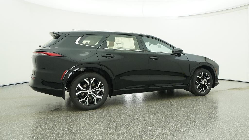 2025 Toyota Toyota Crown Signia XLE