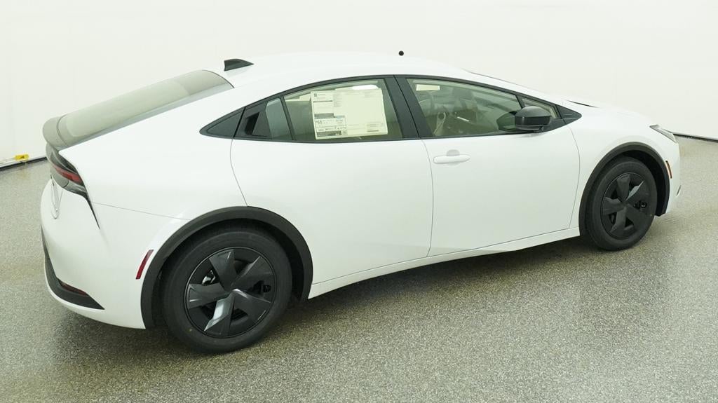 2027 Toyota Prius LE