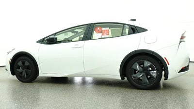 2027 Toyota Prius LE