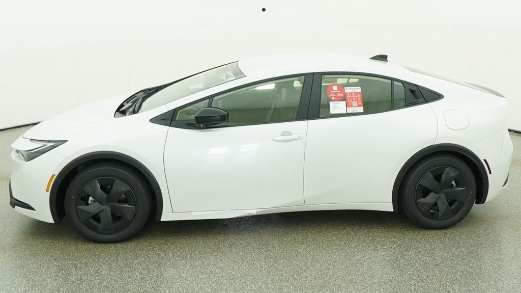 2027 Toyota Prius LE