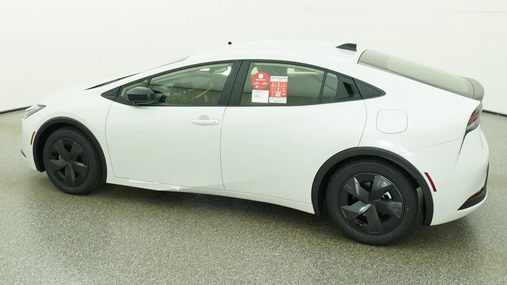2027 Toyota Prius LE