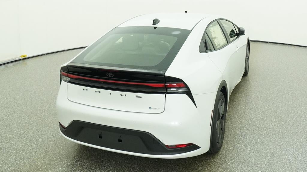 2027 Toyota Prius LE