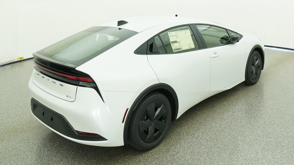 2027 Toyota Prius LE