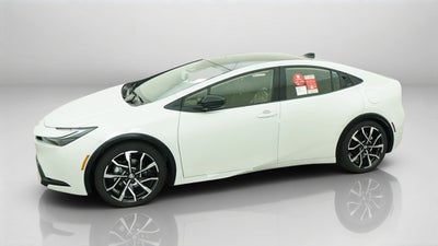 2027 Toyota Prius Plug-in Hybrid XSE