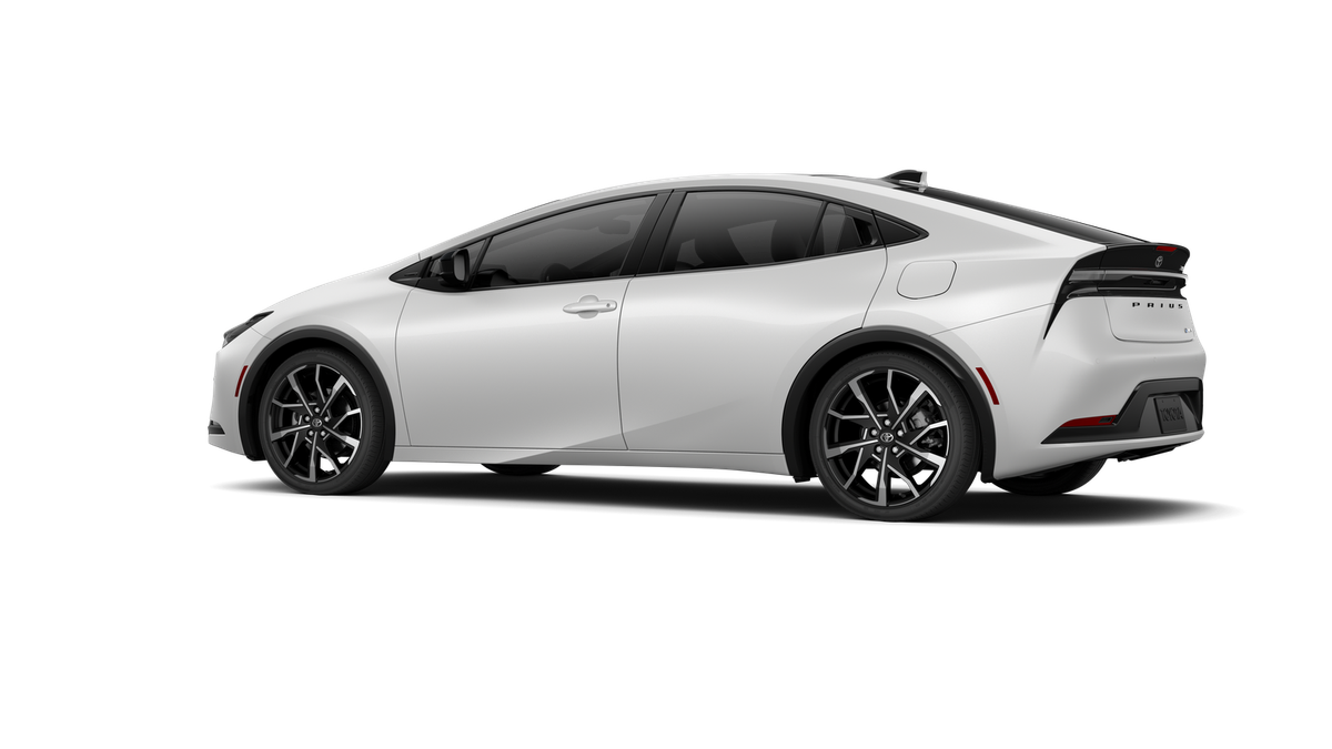 2027 Toyota Prius Plug-in Hybrid XSE
