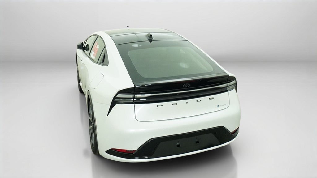 2027 Toyota Prius Plug-in Hybrid XSE