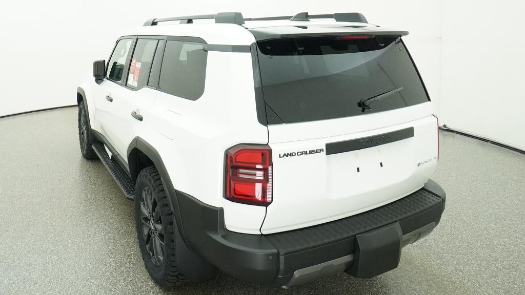 2027 Toyota Land Cruiser 4WD (Natl)