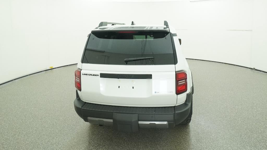 2026 Toyota Land Cruiser 4WD (Natl)