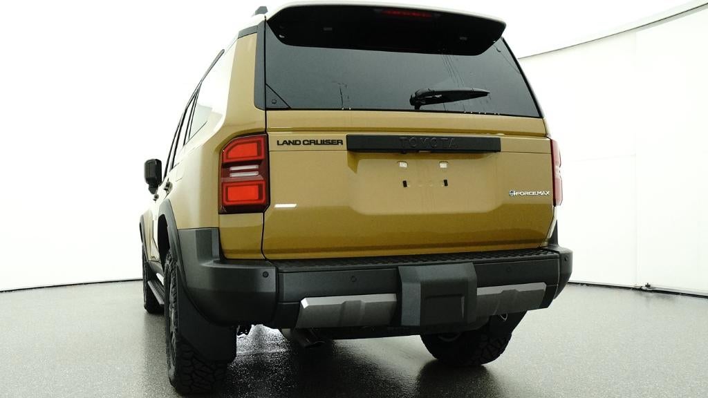 2026 Toyota Land Cruiser 4WD (Natl)