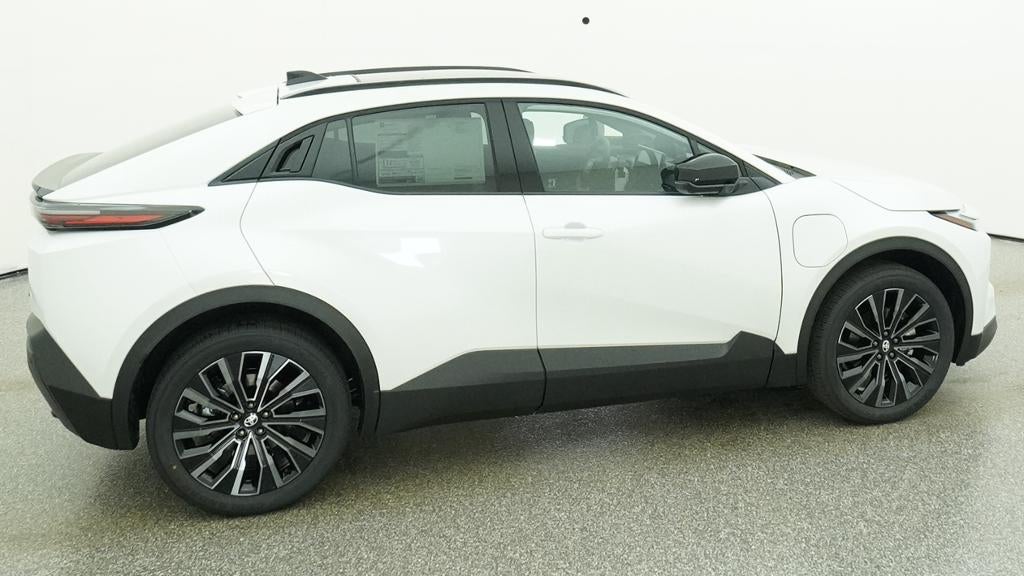 2026 Toyota C-HR XSE