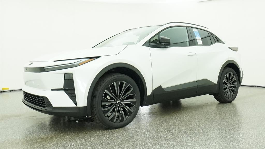2026 Toyota C-HR XSE