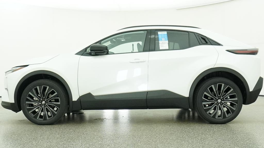 2026 Toyota C-HR XSE