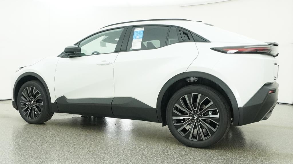 2026 Toyota C-HR XSE