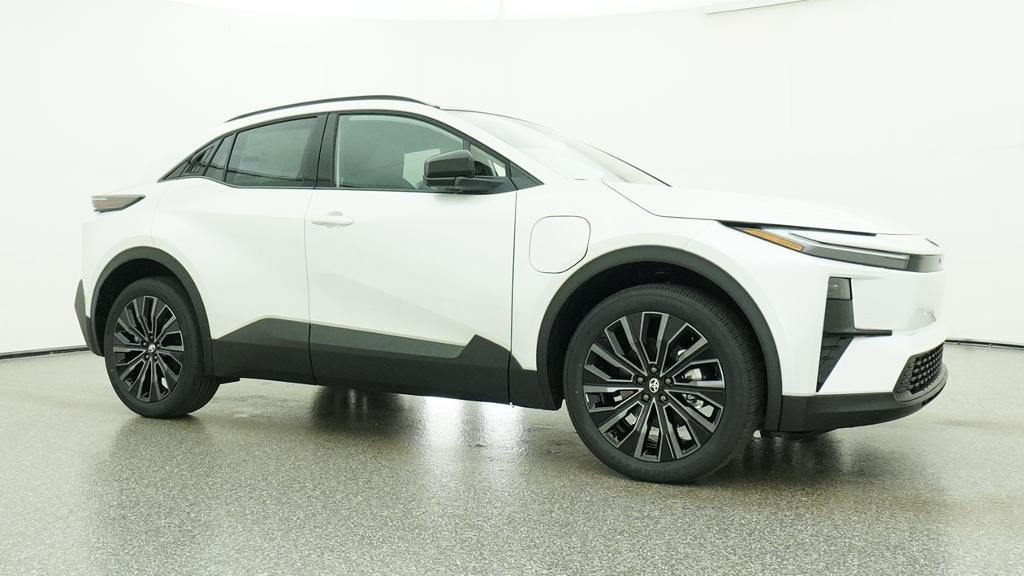 2026 Toyota C-HR XSE