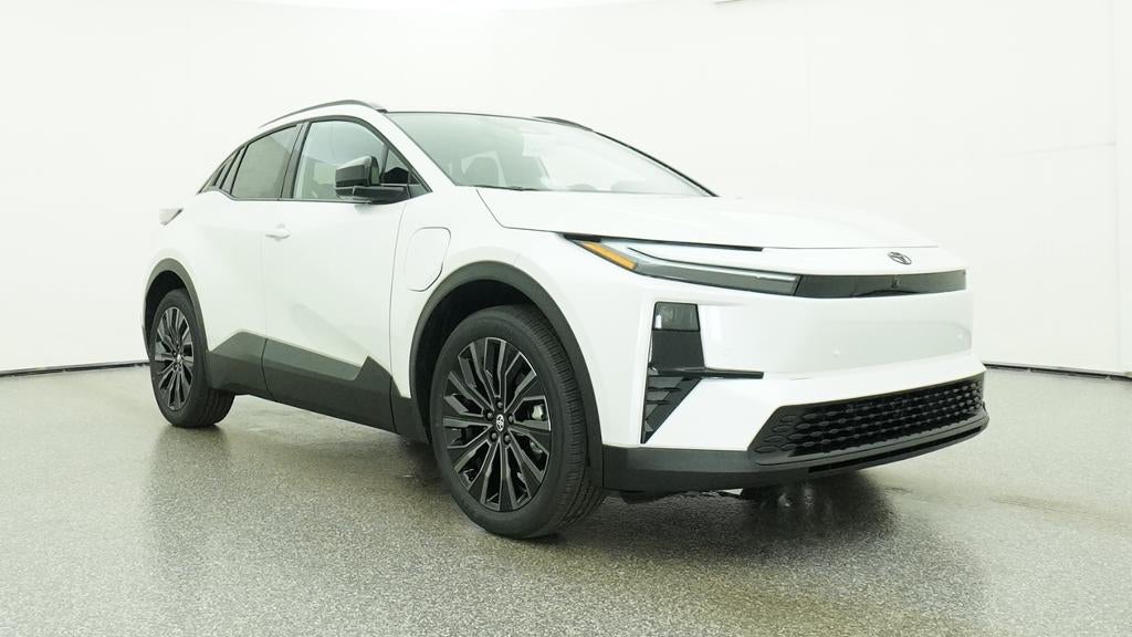 2026 Toyota C-HR XSE